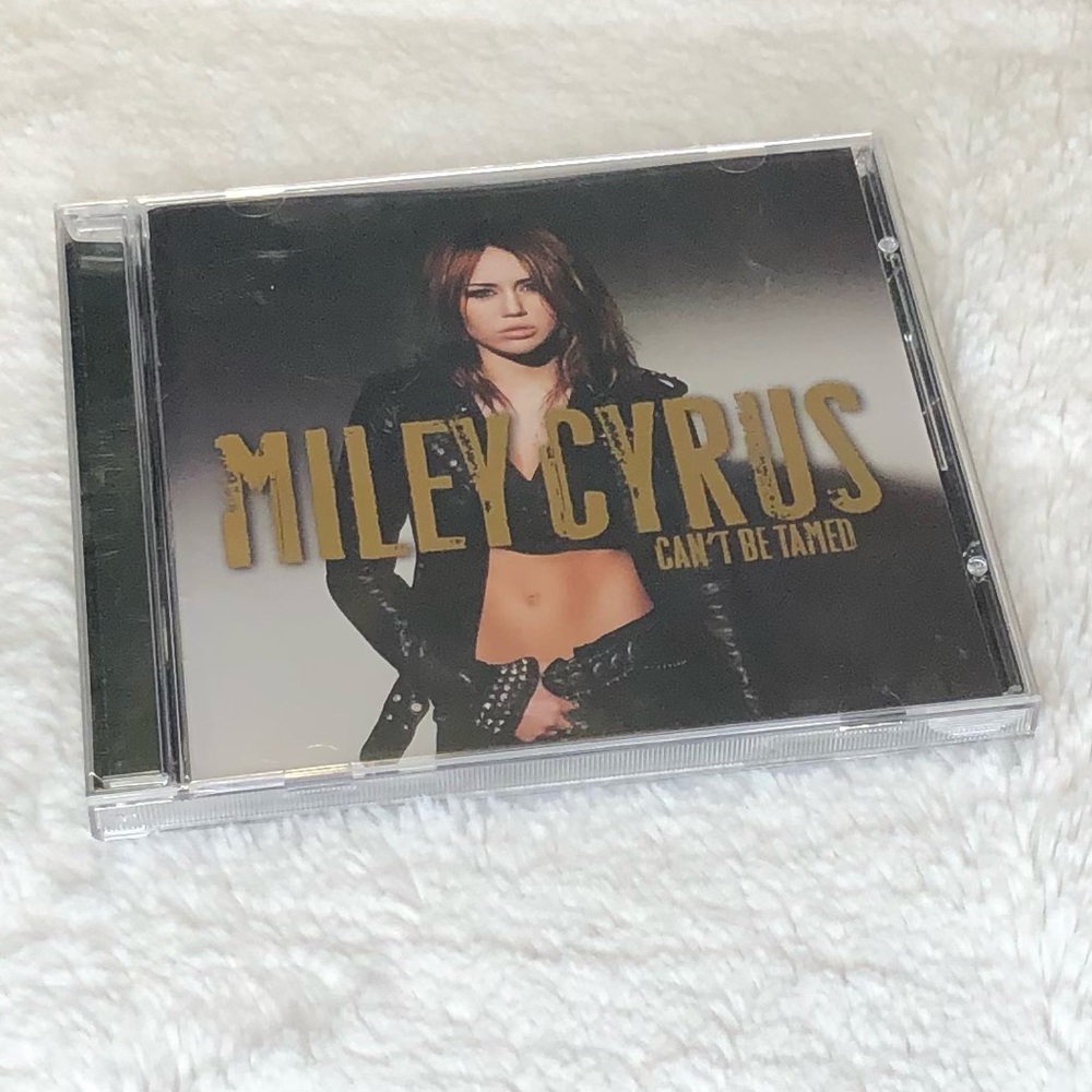 Miley Cyrus - Can’t Be Tamed (CD)